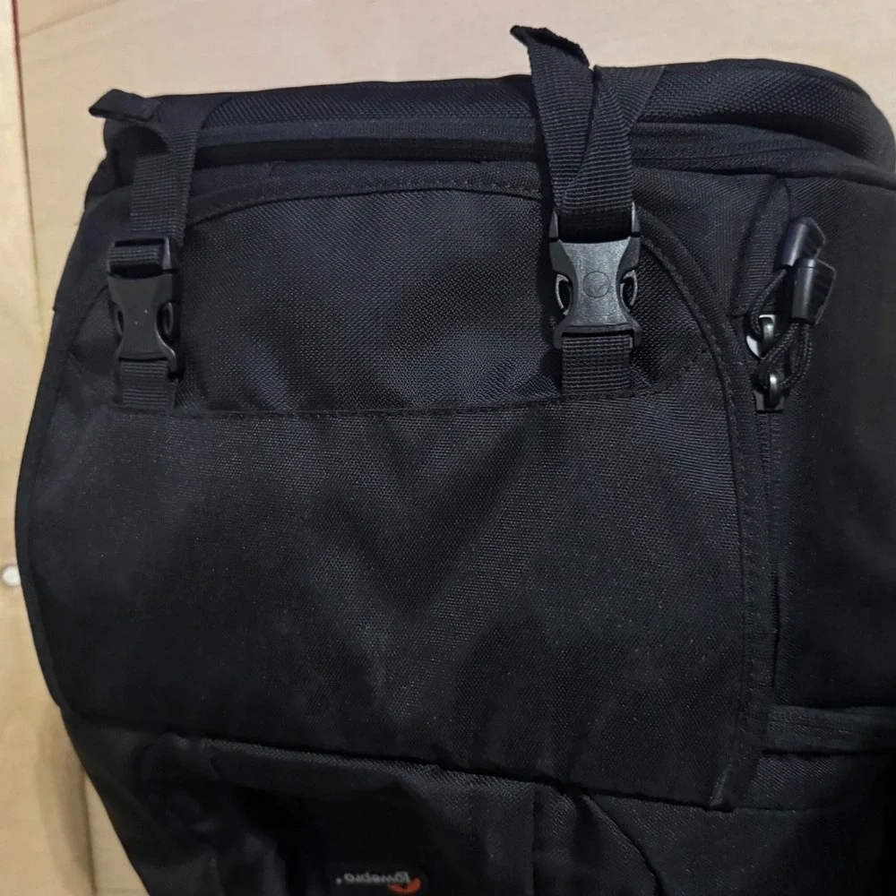 Lowepro Fastpack 200 Camera Backpack Black Nylon Multi Compartment Photography